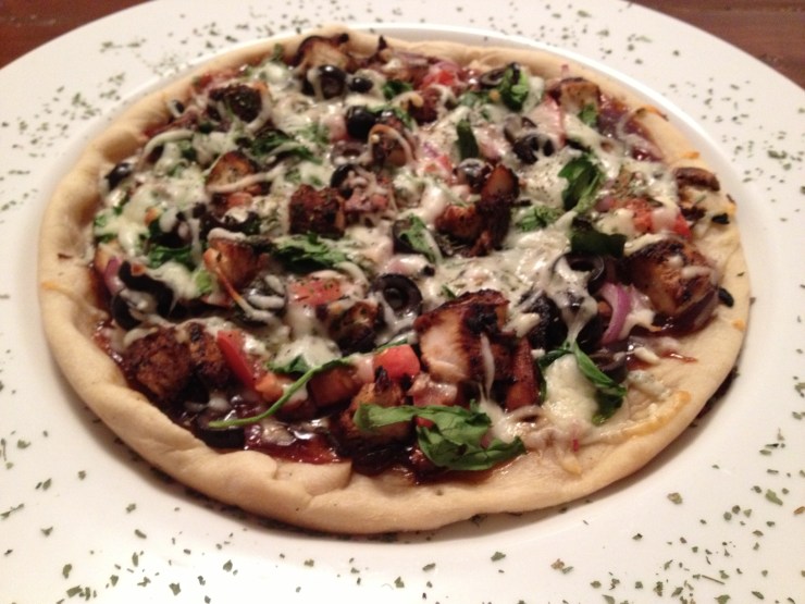 BBQ chicken pizza