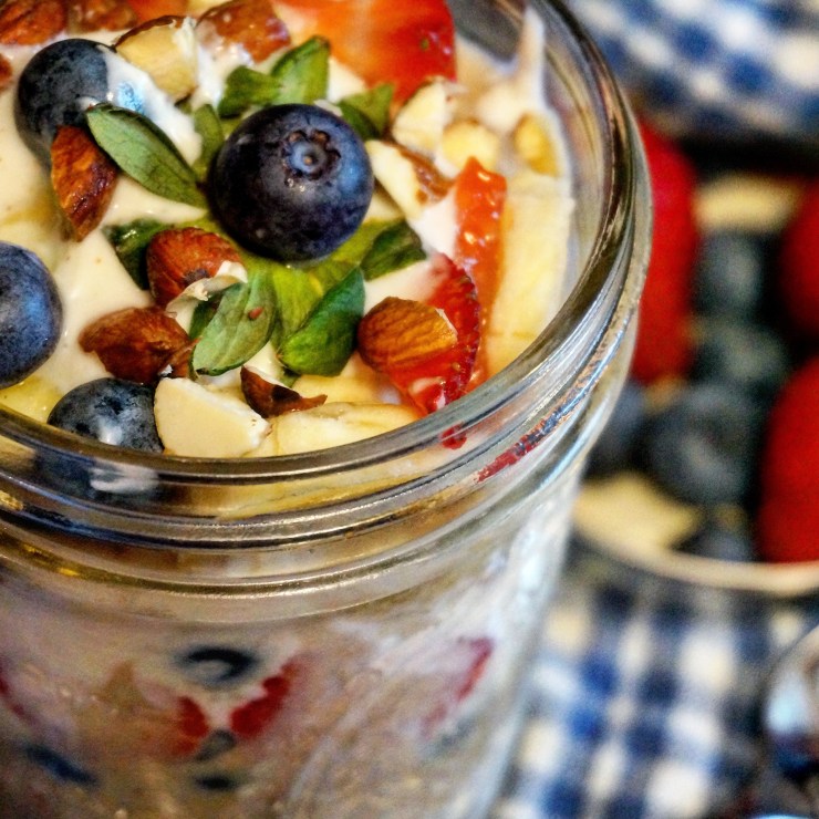 Patriotic Oats & Yogurt Parfait