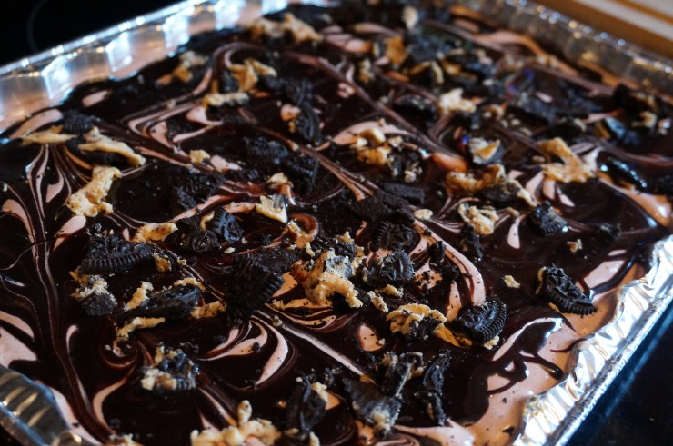 Peanut Butter Oreo Fudge Sundae Pie